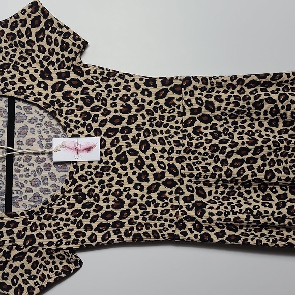 Jessica Simpson Leopard Midi Short Sleeve Dress Size Small NWT - Picture 7 of 12